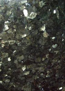China Emerald Green / Star Green Granite Stone Floor Tiles Big Slabs Granite Tiles For Bathroom Floor wholesale