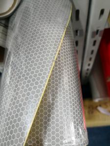 China Printable Honeycomb Reflective Vinyl Sticker Thickness 300mic wholesale