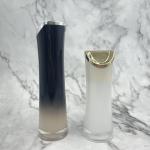 Luxury Acrylic Cosmetic Packaging Airless Bottle 50ml 100ml With Leaf Shape