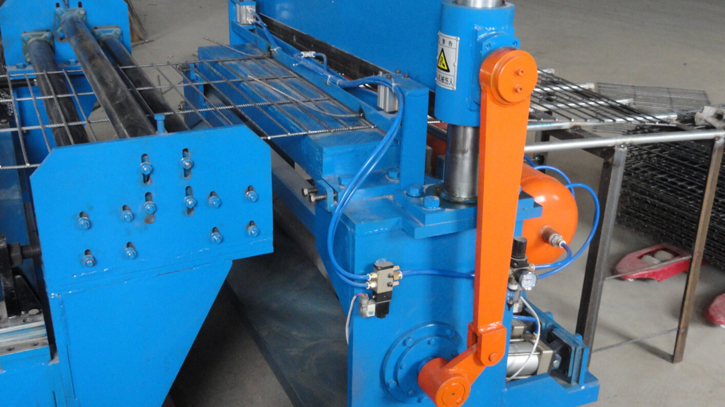 Cross Wire Feeding 380V Wire Mesh Welding Machine Water Cooling Method