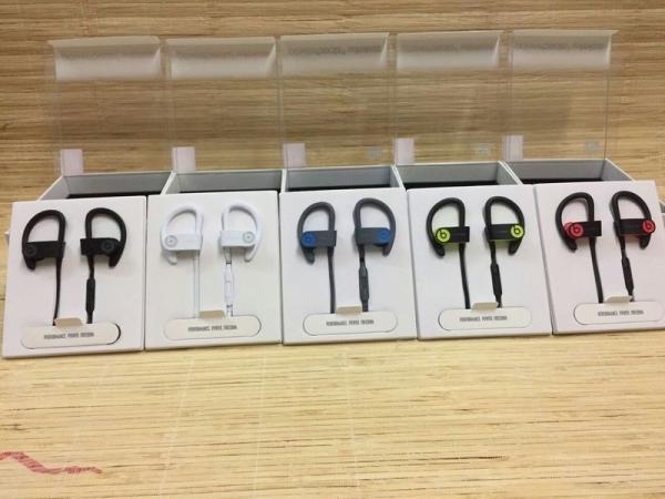 Beats by Dr. Dre Powerbeats3 Wireless Ear-Hook Wireless Headphones - Gold made