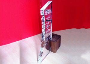 China Clear K9 Crystal Trophy Cup With Wooden Base And Sandblasting Logo &amp; Words wholesale