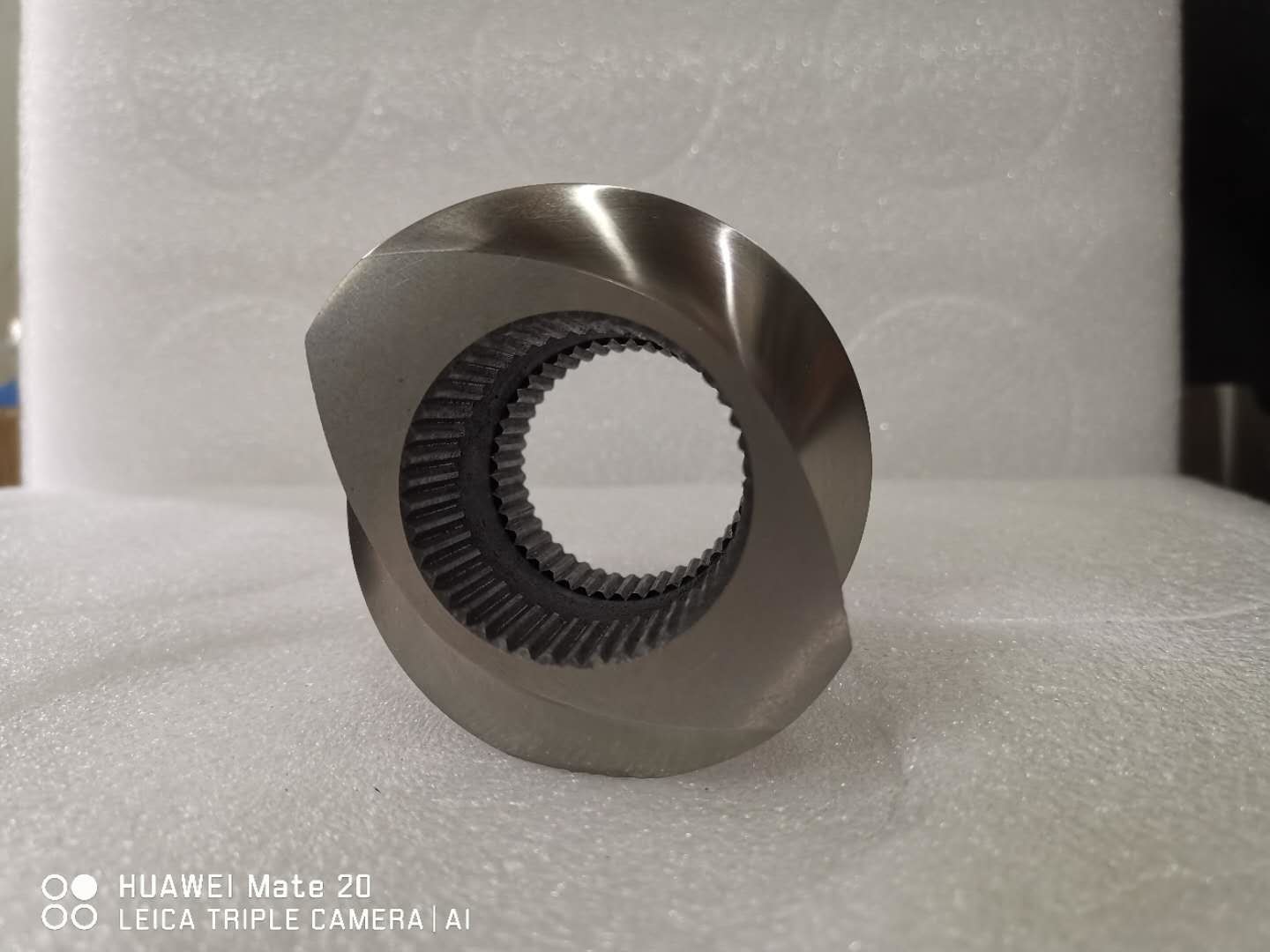 Quenching W6Mo5Cr4V2 Plastic Extrusion Machine Parts