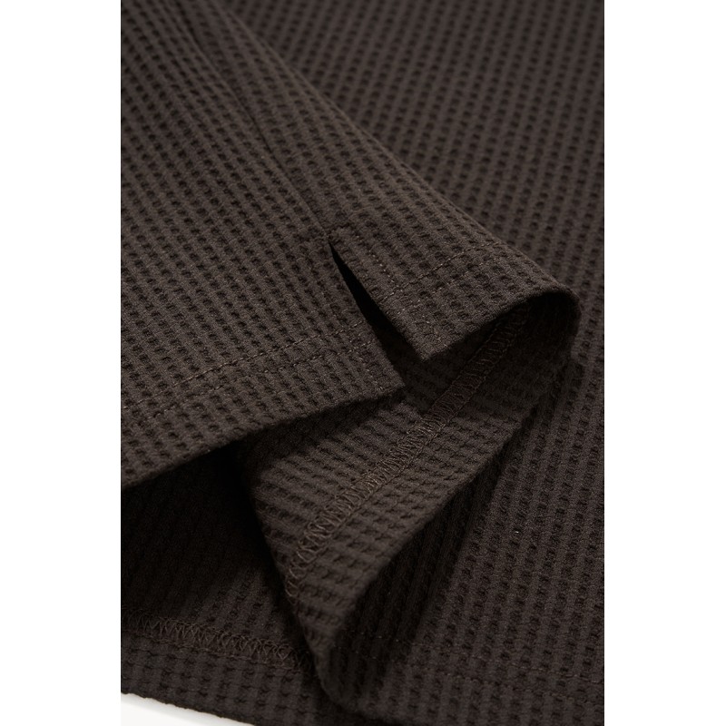 Customized ODM Seagull-Collar Breathable Waffle Knitted Long Sleeve Pattern Letter Design Pure Color Turtleneck 100% Polyester