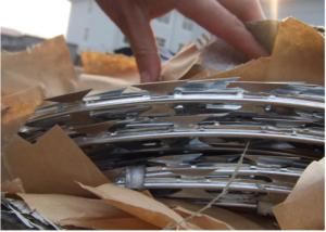 China Hot Dipped Galvanized Razor Barbed Wire Cbt 65 Bto 30 Bto-22 Concertina Blade wholesale