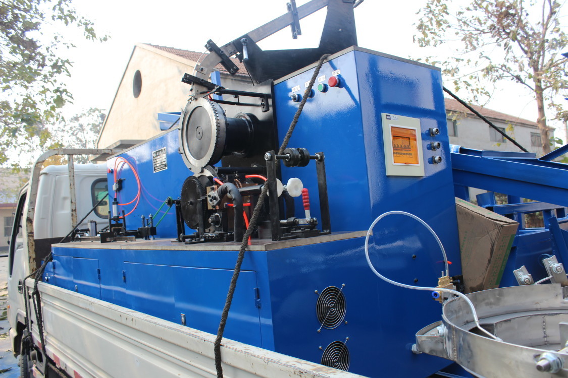 New Design Fully-Automatic Coil Roofing Nail Machine With Favorabel Price