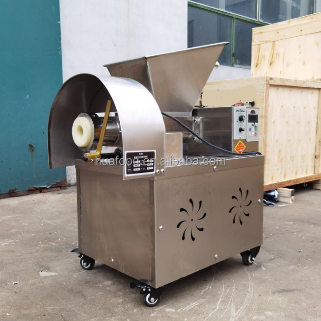 High quality small Bakery ball dough cutting dough extruder machine with cutter