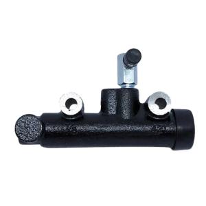 China Clutch System Parts Clutch Master Cylinder Isuzu Forward GIGA 1-47500-239-1 wholesale