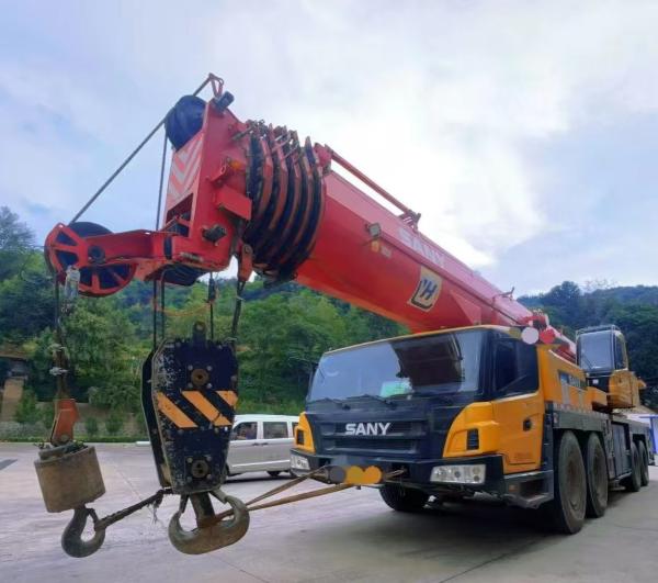 80ton Lifting Capacity Hoist Crane Truck Crane STC800E6 Top Choice for