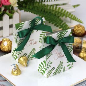 China Fresh Green Ribbon Bow Tie Printed Paper Bags Chocolate Packaging 9g/Pcs wholesale