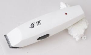 China Tourmaline Coating Battery Powered Hair Clippers With ON / OFF Switch wholesale