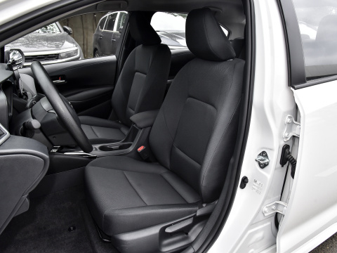 2023 TOYOTA COROLLA 1.8L E-CVT 4-door 5-seat gasoline-electric hybrid vehicle at best