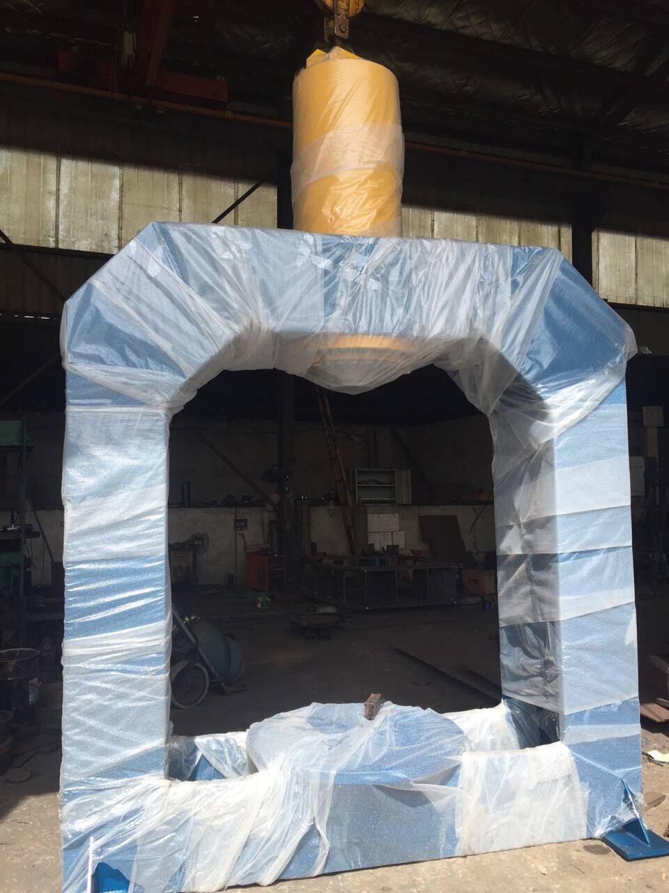 Hot sale!!! Forklift solid tire/OTR tire press machine TP300-Capacity 300TON