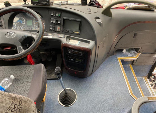 Zk6908HD9 Used Yutong Bus 38 Seats Coach Diesel Engine Second Hand 2780mm