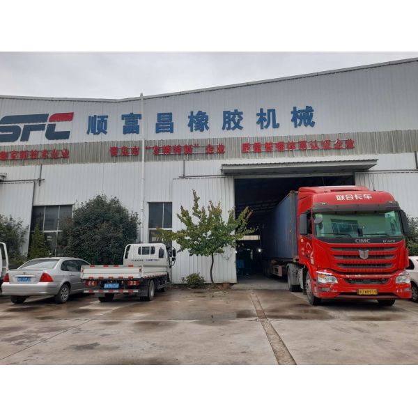 Double Rotor Rubber Strainer Extruding Machine with Hydraulic Head