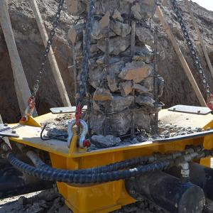 China Concrete Hydraulic Pile Head Rock Breaker Digger For 8t Excavator 400mm on sale