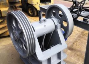 China clinker 30TPH Mobile Jaw Crusher Machine Three Stages Crushing wholesale