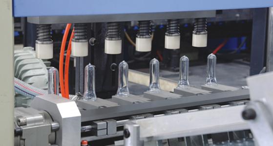 6000BHP PET Plastic Bottle Blowing Machine 6 Cavities 200mm Mold Thickness