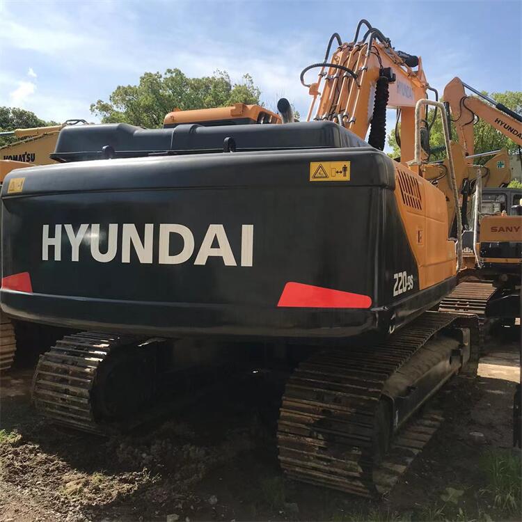 Good Condition Crawler Excavator Hyundai 220LC-9S for Earth-moving Machinery in Korea
