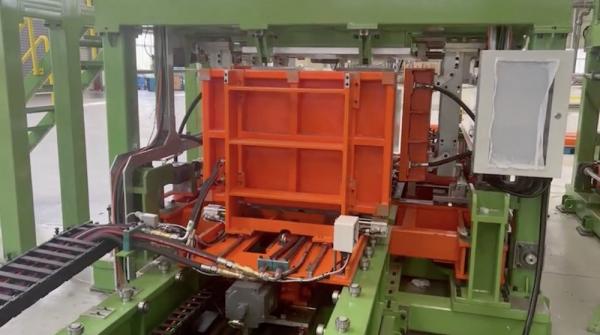 Household Appliance Refrigerator Production equipment —Linear cabinet foaming