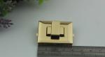 Factory Price Nickle Free Plating Gold Zinc Alloy Rectangle Metal Twist Turn