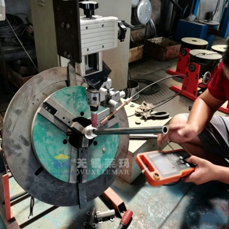 300kg Welding Positioner Automatic Rotary Turning Table For Pipe Tank Cylinder Circumferential Welding