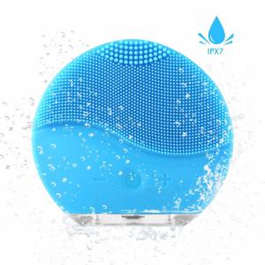 China LUNA mini 2 Facial Cleansing Brush, Gentle Exfoliation and Sonic Cleansing for All Skin wholesale