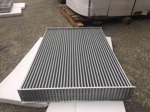 Aluminum tube fin air to air Heat Exchanger Core for heavy duty charge air