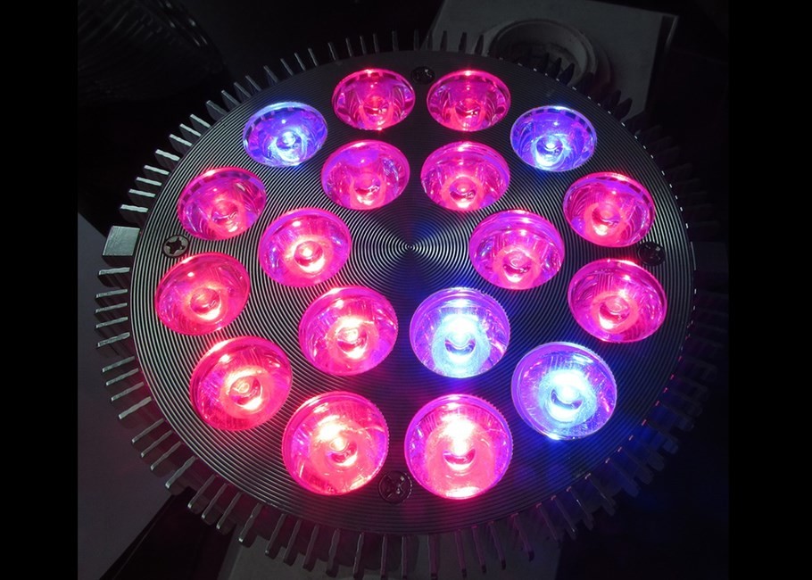 LED Lamp Tube Aluminium Extruded Profiles For Vegetable Flower Fruit Greenhouse Growing