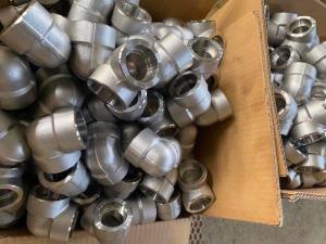 China Custom Logo Socket Weld Pipe Fittings ASME B16.11 ISO / TUV Certification wholesale