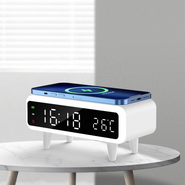 Night Light Qi Wireless Charger Clock High Efficiency CE Certified