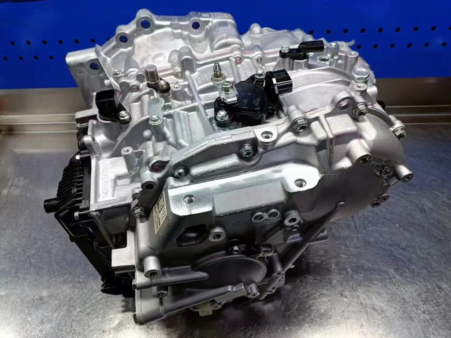 10-speed CVT 4WD M20D-FKS Engine Transmission Gearbox Assembly for Toyota RAV4