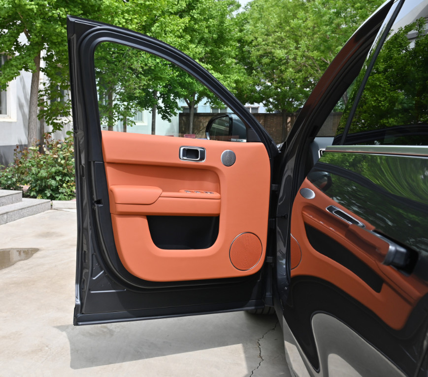 Hot-Sell Electric LI L8 2023 Air Extended Range 154 HP 2 motor 4 WD 6 seats SUV