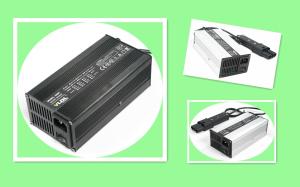 China 110 - 230Vac 12V Lithium Battery Charger 20A Smart Charging 170 * 90 * 63 MM wholesale