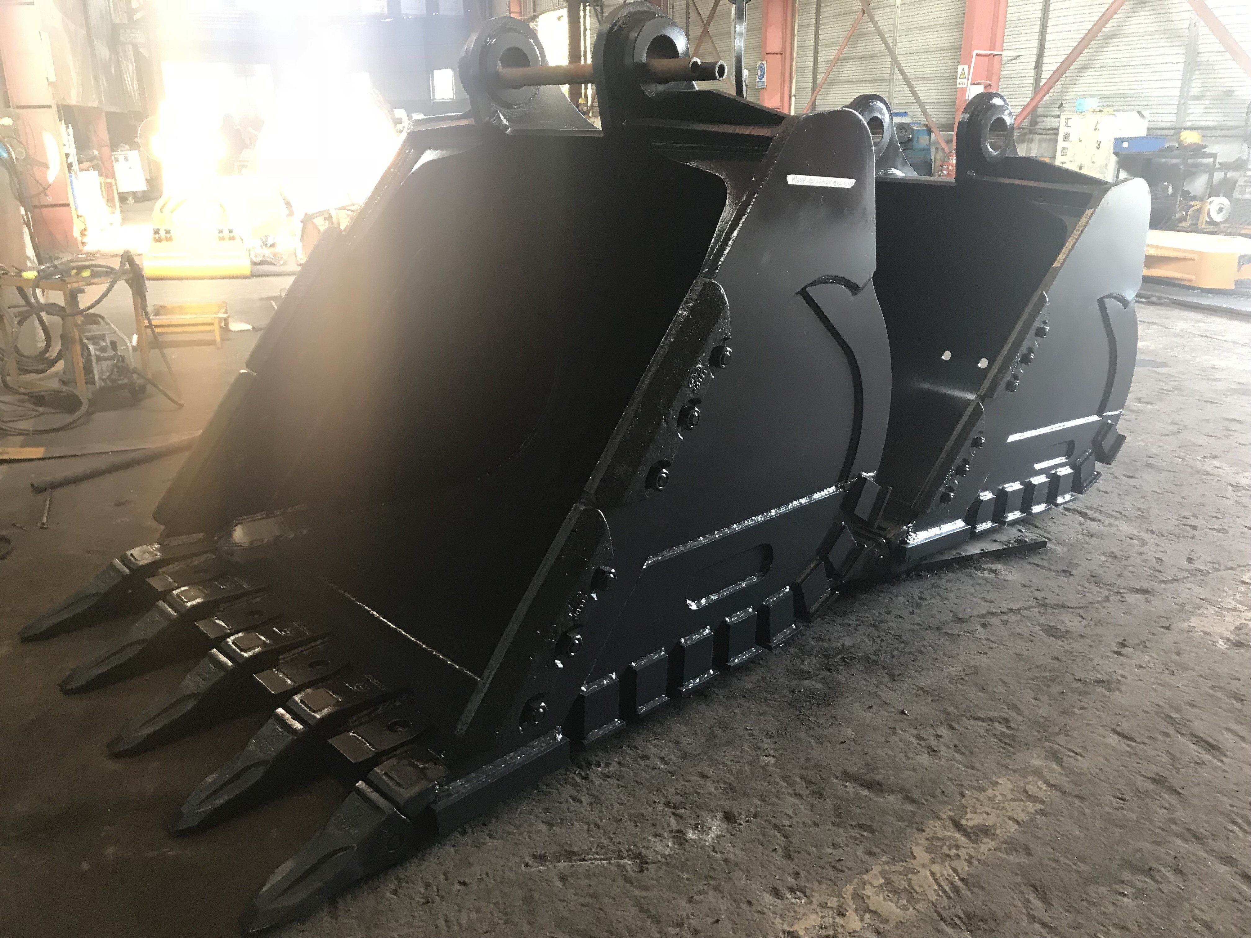 800mm Step Width SK200-8 Excavator Rock Bucket For Shopping Center