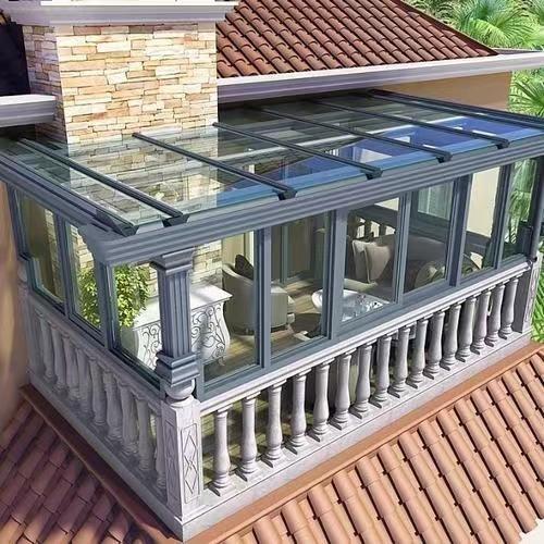 Modern Cube Glass House Featuring Durability Aluminum Alloy Frame / Abundant