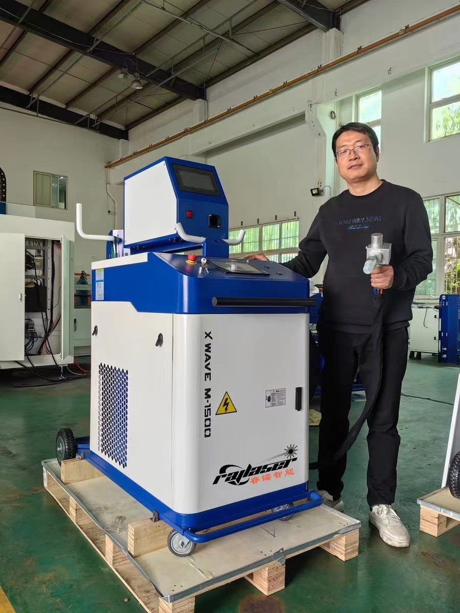 Handheld Fiber Laser Welding Machine: Precision and Efficiency Redefined