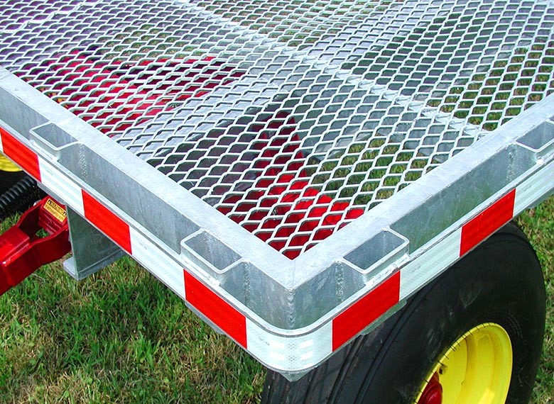 Standard (Raised) Expanded Metal – Anti-Skid and Great Corrosion Resistance