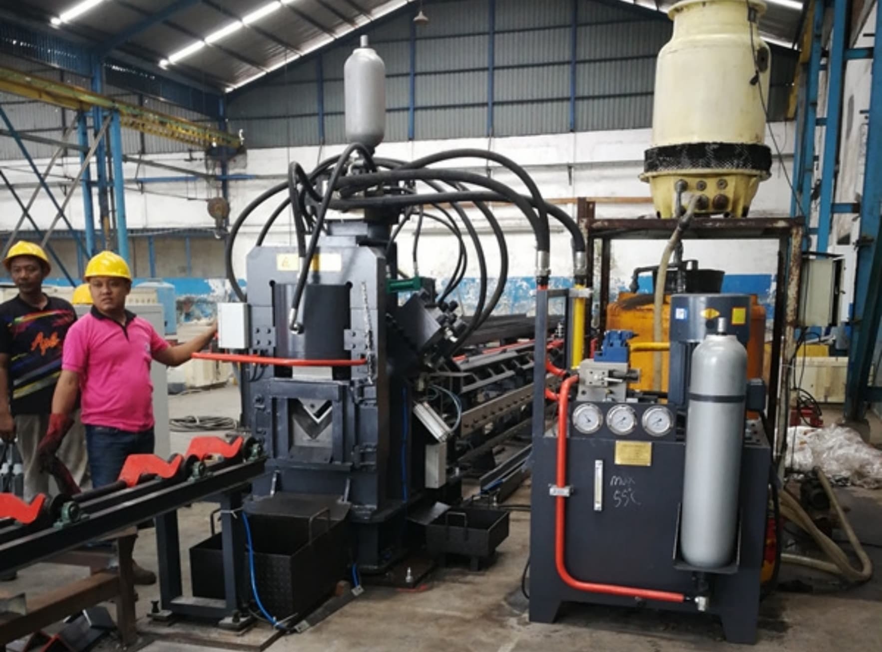 Precision CNC Angle Punching Marking And Shearing Line For Telecom Towers