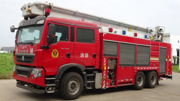 32M Hydraulic Telescopic Water Tower Fire Truck 440hp With 5t Water 2t Foam