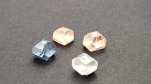 China Pink And Blue HPHT Rough Lab Created Diamond Round Shape Brilliant Cut wholesale