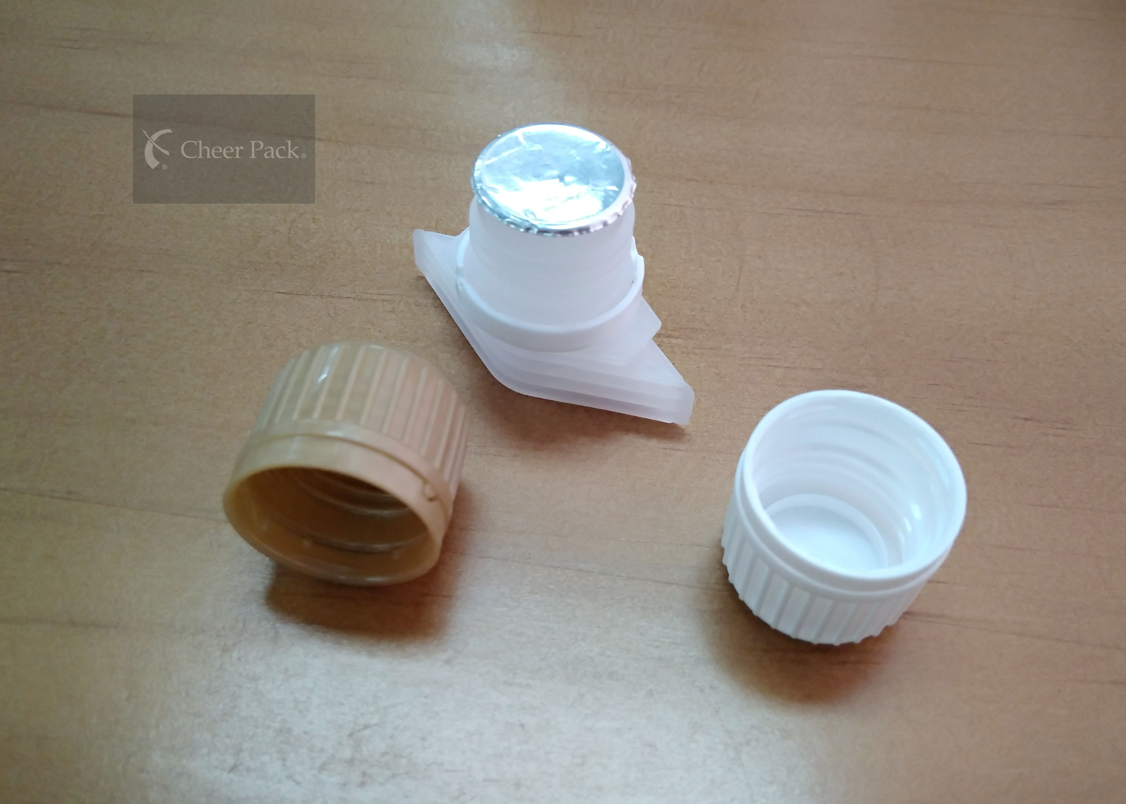 Plastic PE Doypack Spout For Stand Up Shampoo Pouch , Free Sample