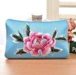 European and American vintage evening bags embroidered clutch bride