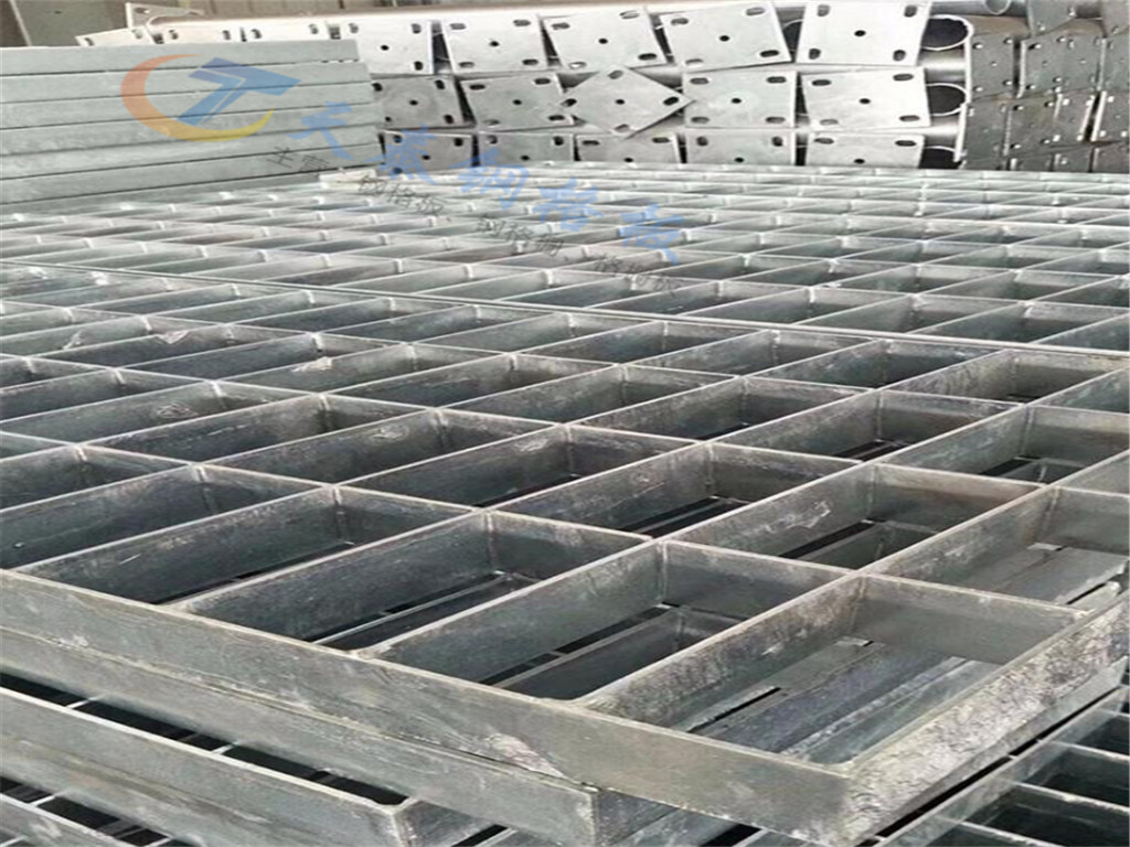 32x5mm serrated steel grating heavy duty galvanized walkway platform steel bar grating