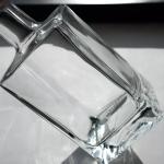 Transparent Glass Whisky Bottle 700ml Capacity for Customized Bar and Personaliz