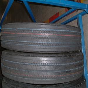 China Ply Rating 18PR TBR Tubeless Truck And Bus Tyres BR Tire 275/70R22.5 wholesale
