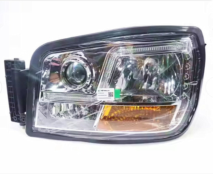 Shacman F3000 Truck Lighting Parts Far And Near Headlights Long Lasting LED Lamp 24V
