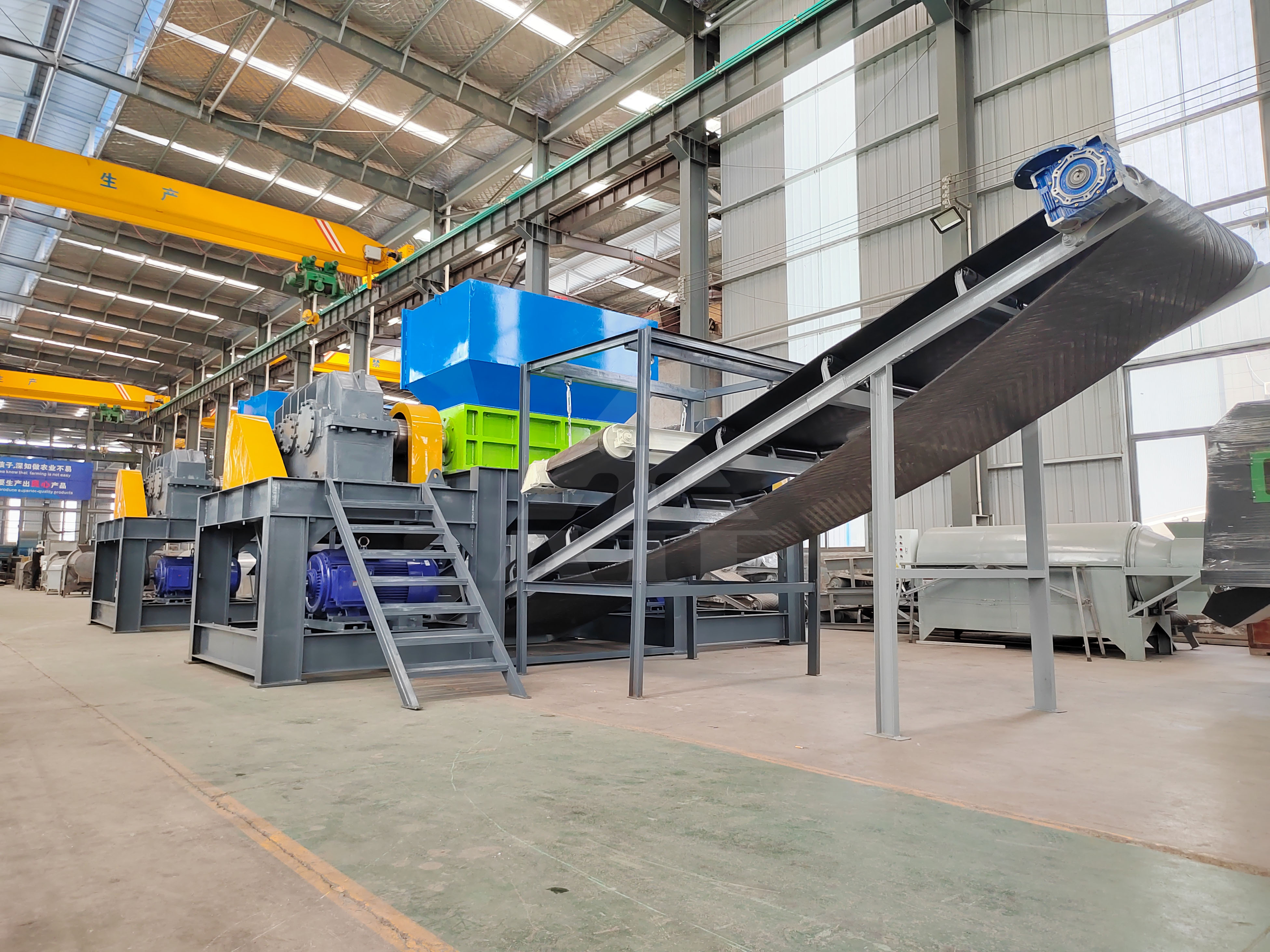 Heavy Scrap Waste Plastic Bucket Bottle Car Shell Carton Box Cardboard Solid Waste Plastic Shredder