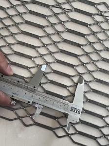 China Modern Design Hot Dipped Galvanized Steel Gothic Expanded Metal Mesh wholesale