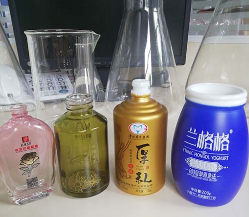 Semi Automatic Screen Printing Machine Engineered for Printing on Oval Square Flat and Round Perfume Bottles with Consistent